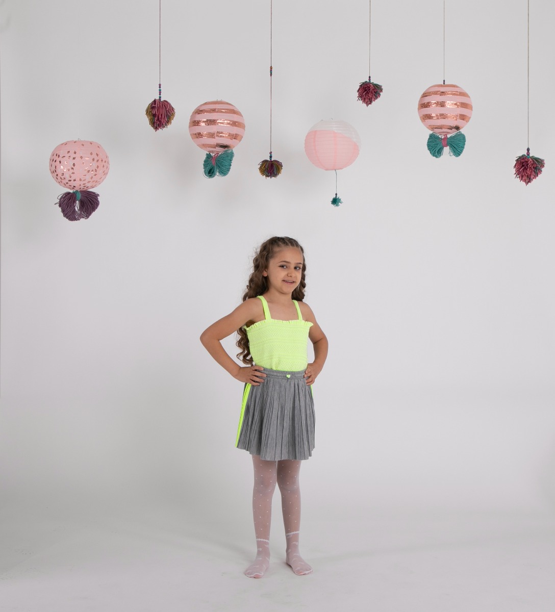 Girl"s Trimmed Tight Vanilla