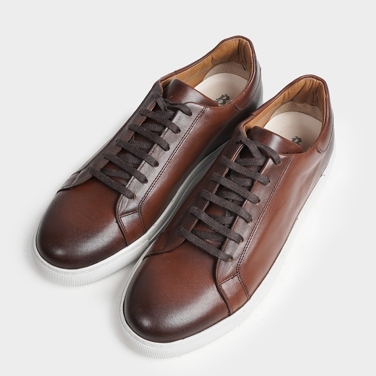 Taba Sneaker