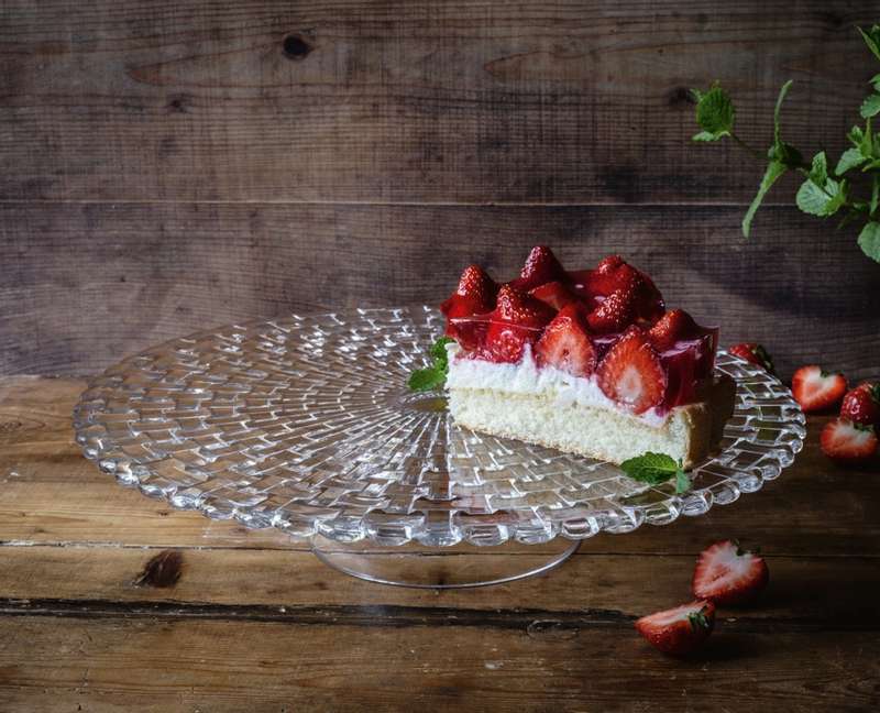 Bossa Nova Cake plate/ Chips and Dip