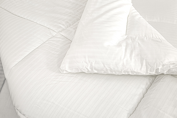 COMFORTER STRIPE 300TC KING