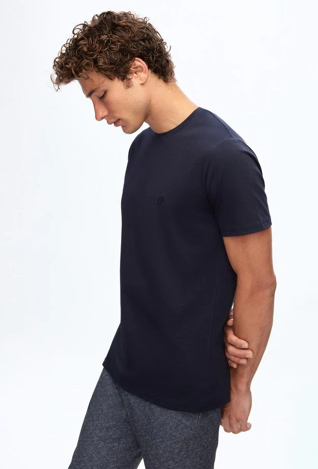 Ds Damat Regular Fit Navy Blue Plain Knitted T-shirt