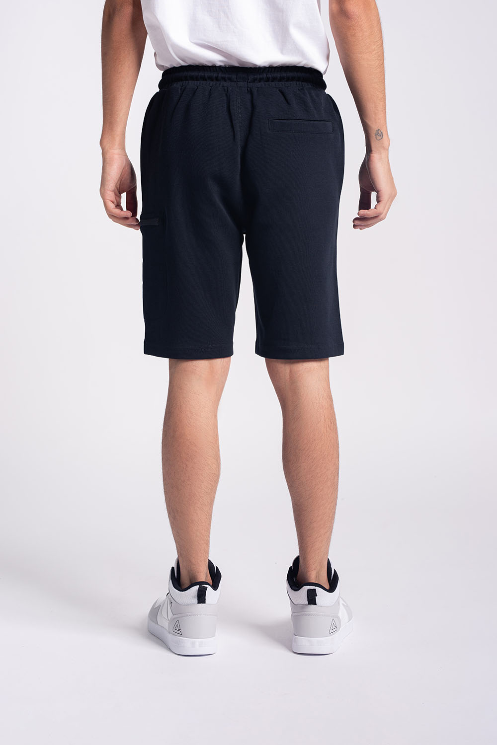 KNITTED SHORTS - MEN2311610100337002