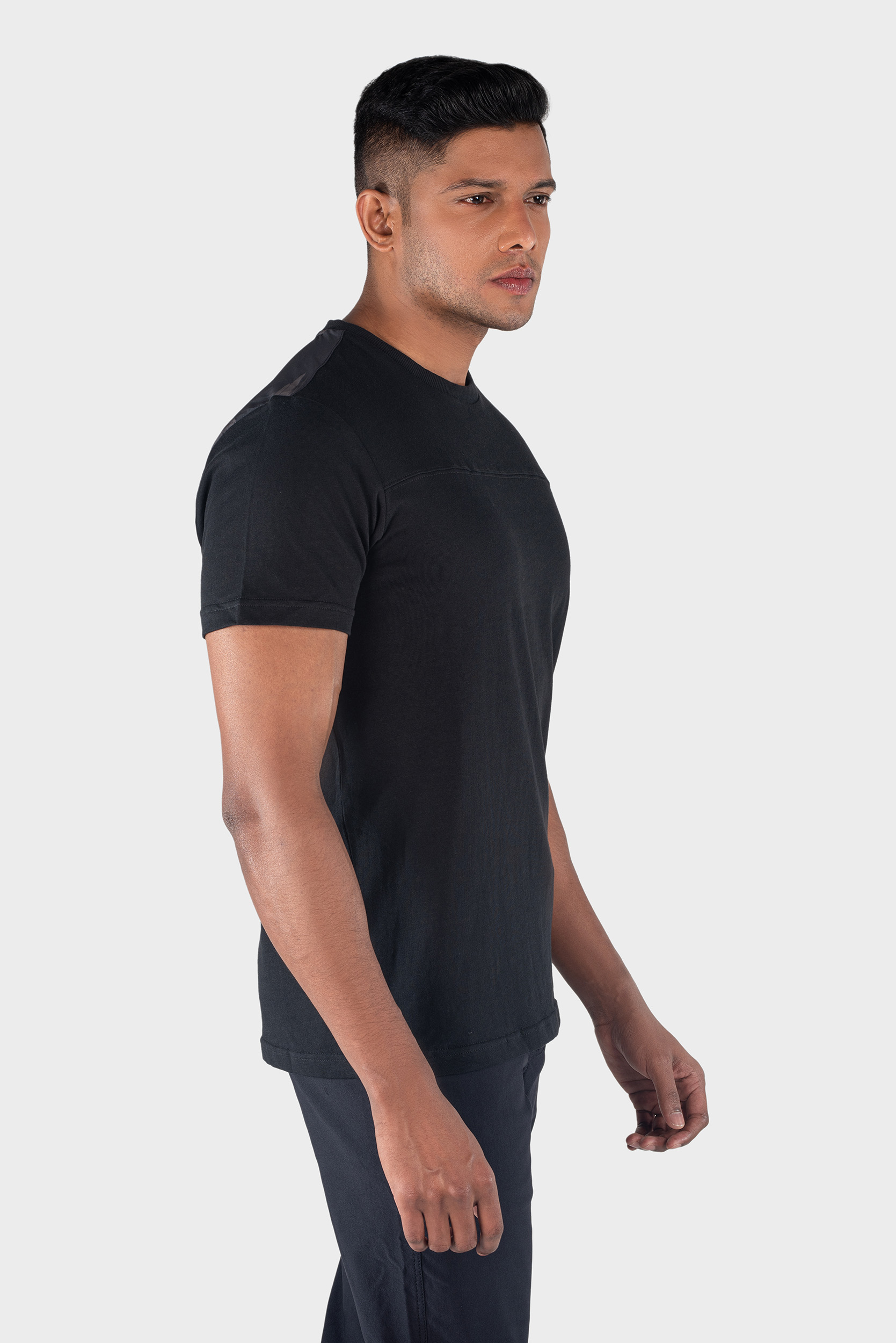 Men"s Casual Contemporary Short Sleeve T-Shirt - Dark Grey