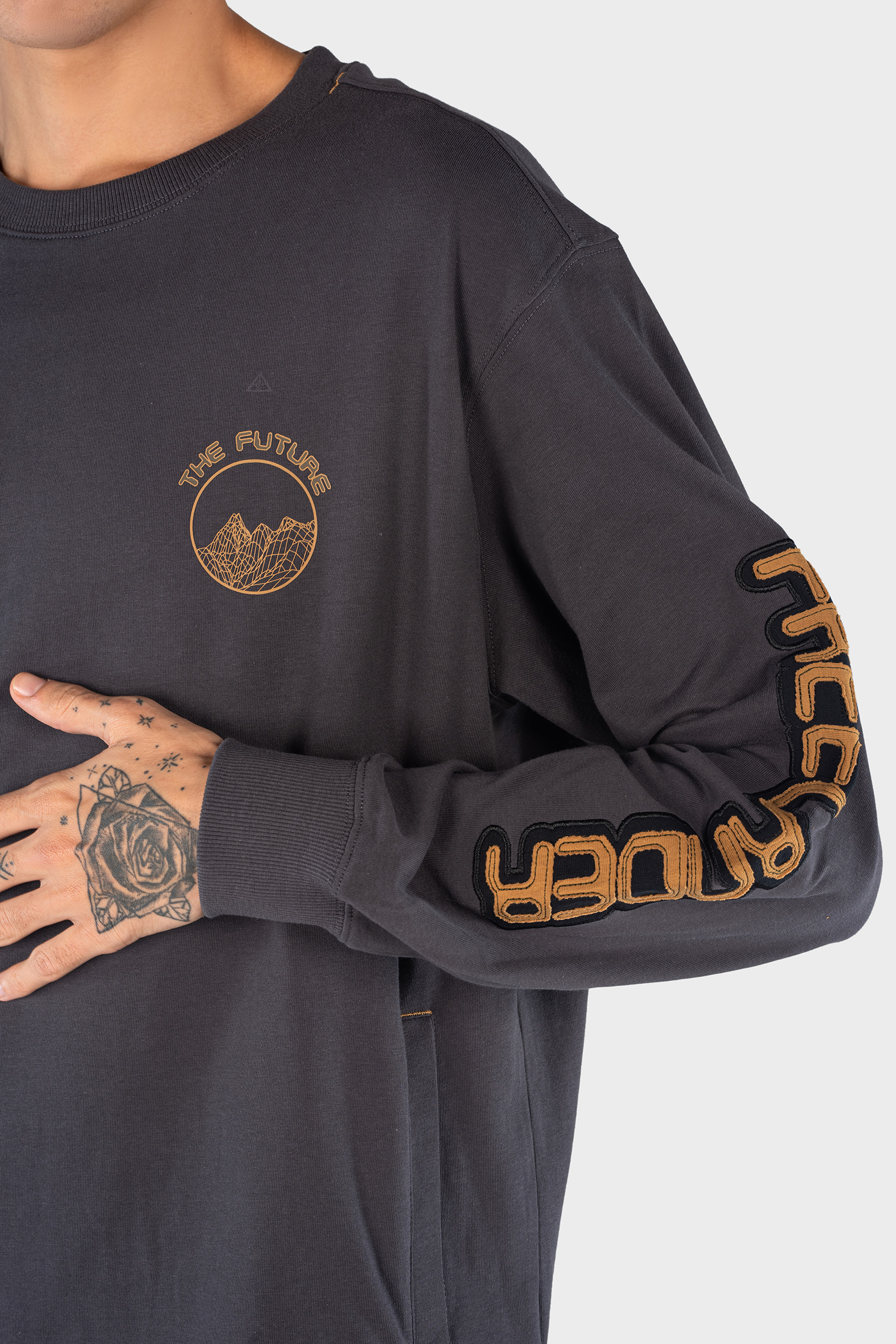 Mens Round Neck Knitted T-Shirt