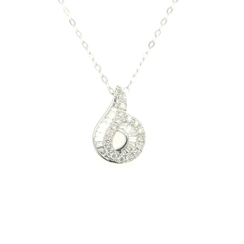 PO0825299 18K White Gold Diamond Pendant with chain