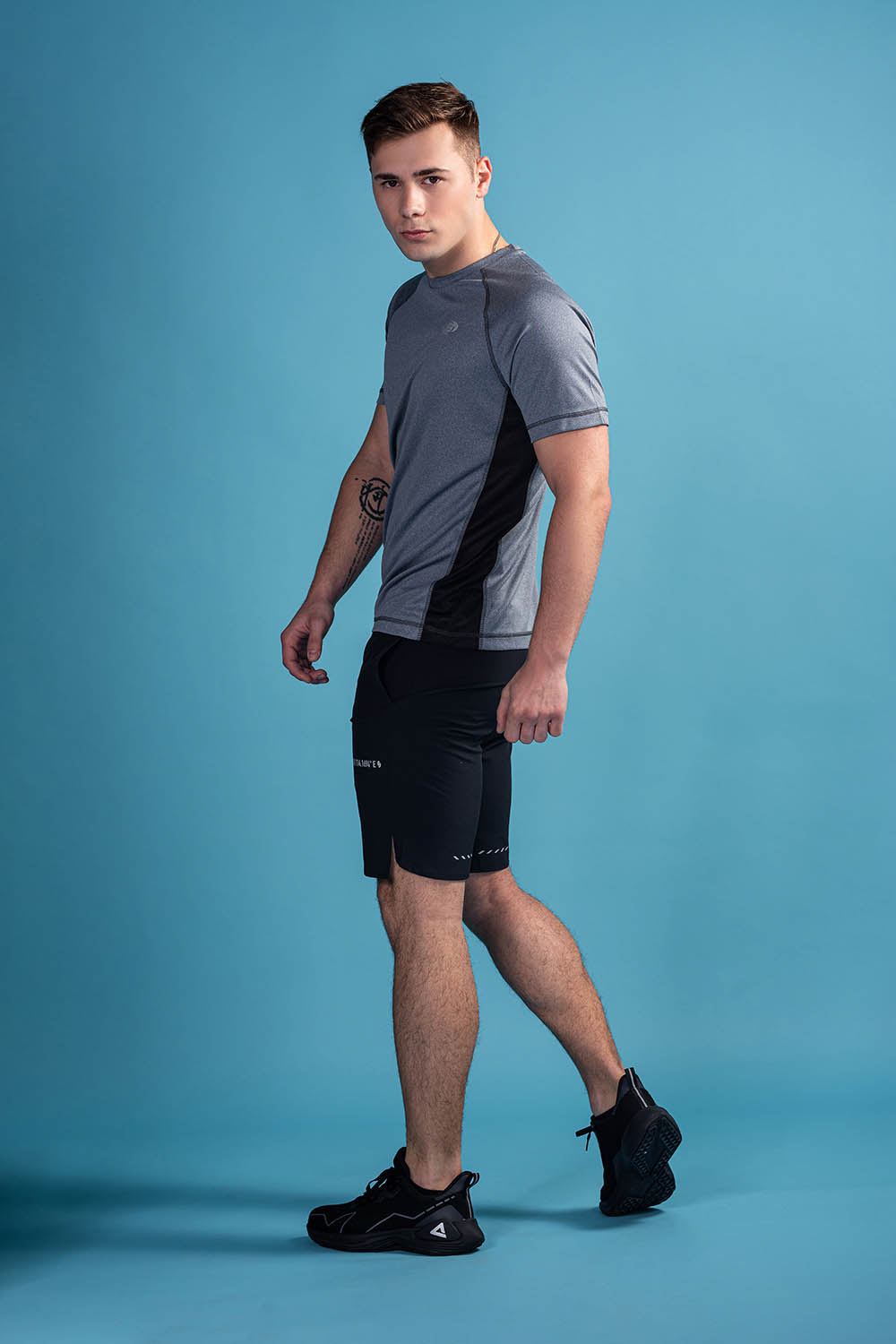 POLYESTER KINTTED T-SHIRTS - MEN2311030167003003