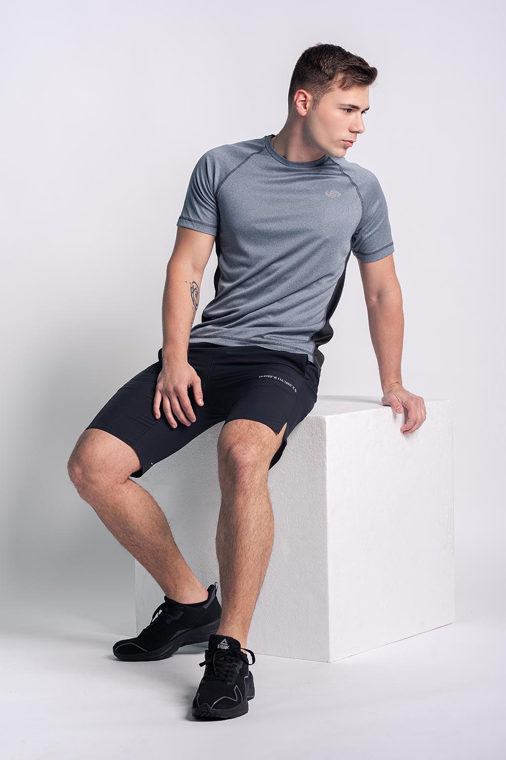 POLYESTER KINTTED T-SHIRTS - MEN2311030167003003