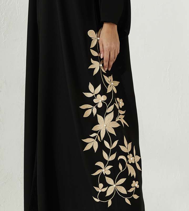 55 Black Flora