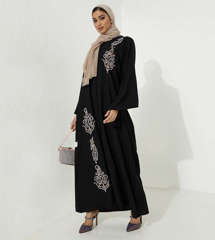 B 22 Black Brown