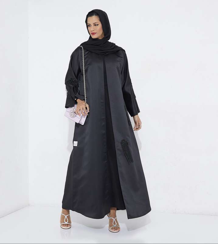 Black B-Stones Weaving