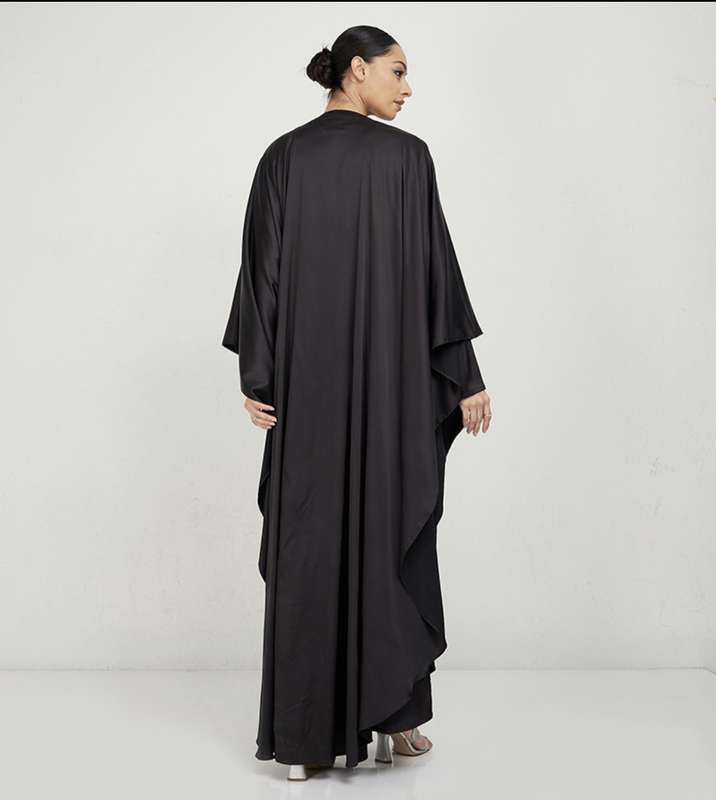 BLACK YULA