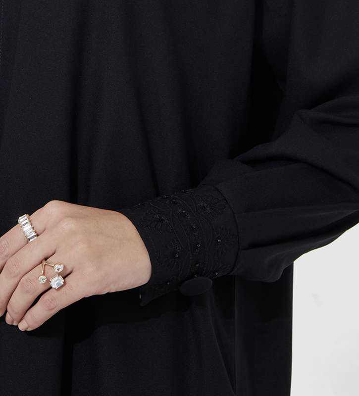 E 60 Abaya