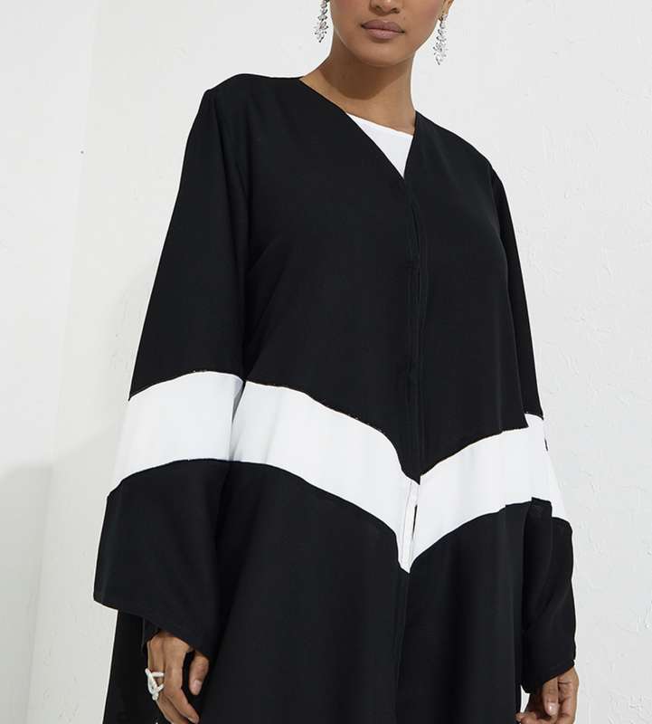 Open white-crose