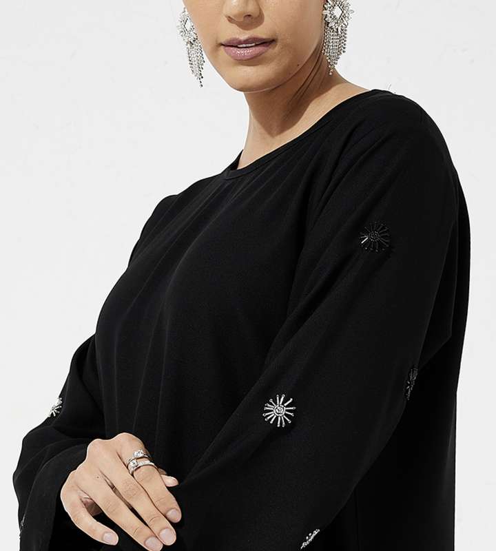 Wide Blak Dress