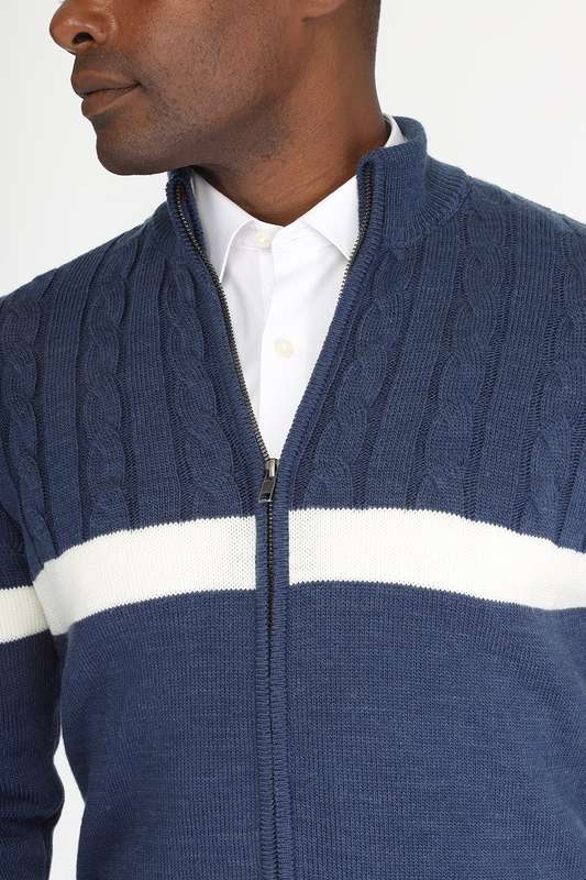 Pullover Blue 32