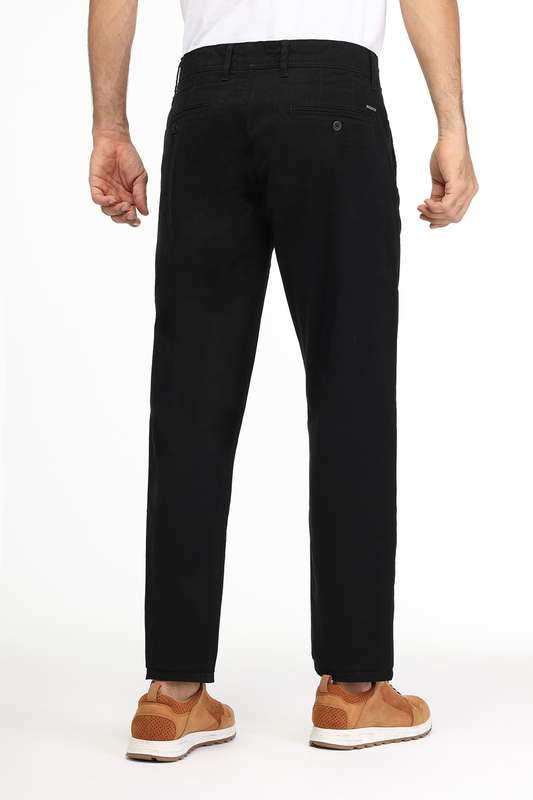 Chino Black 9