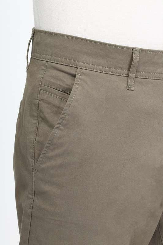 Chino Light Green 10