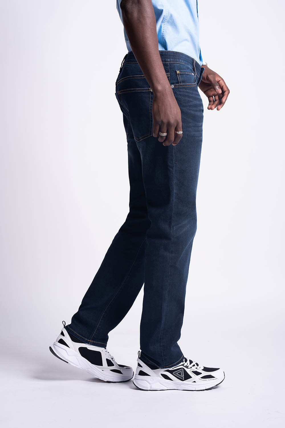 WOVEN DENIM JEANS - MEN - Pal Indigo2311750037502030