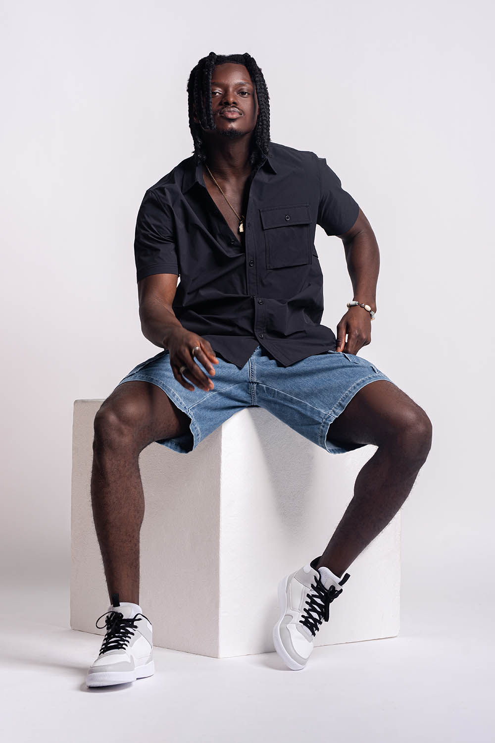 WOVEN DENIM SHORTS - MEN