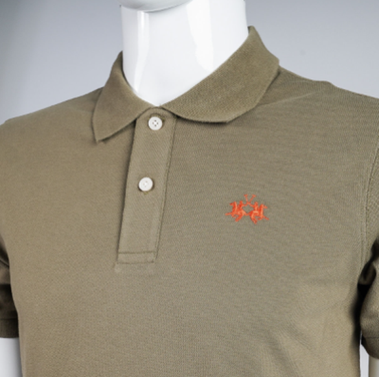 Men"s regular fit short-sleeved polo shirt